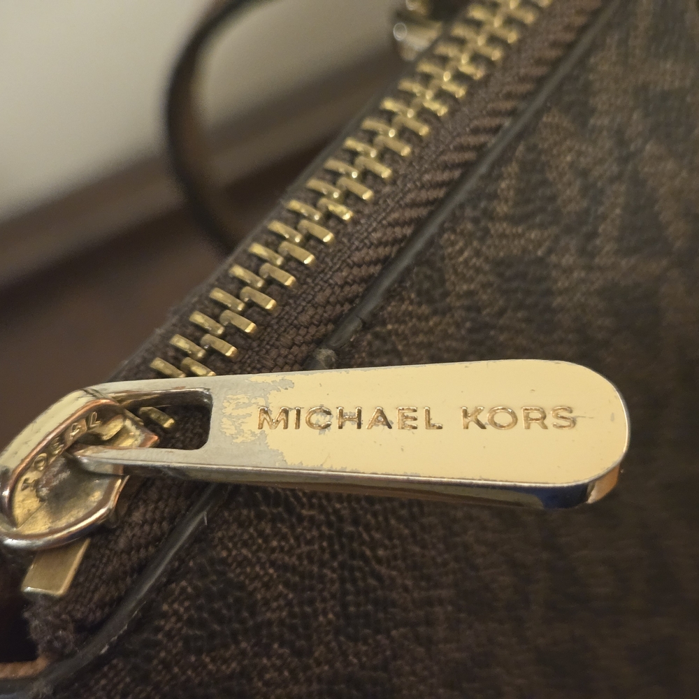 Michael Kors Brown Signature Print Tote with Matching Jet Set Wallet - Picture 5 of 16